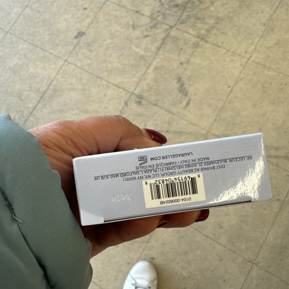 Laura Geller Baked Balance-N-Brighten Foundation Medium Shade - Picture 5 of 7